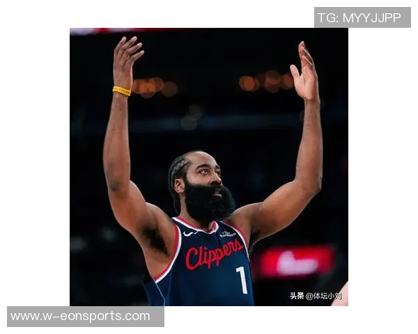 快船队的哈登成为摆烂工具雷霆王朝的牺牲品与背叛者